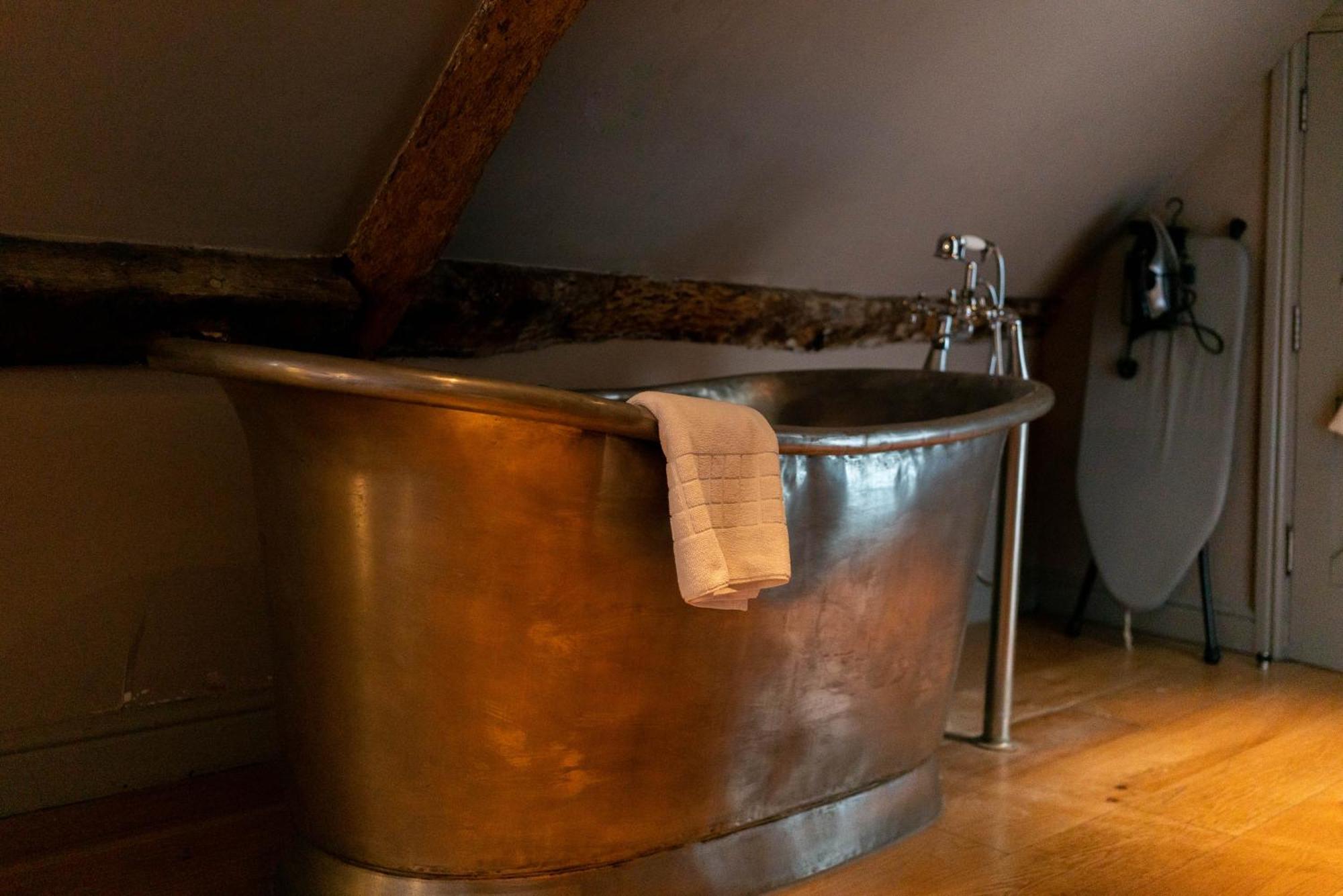 The Archangel,Restaurant & Bar With Rooms Frome Bagian luar foto